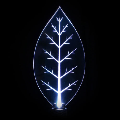 Foglia Pro acrylic light painting blade with leaf-inspired shape for soft, elegant trails in long exposure photography